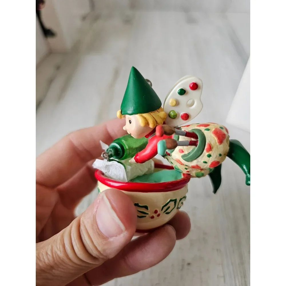 Hallmark Hugh Merry bakers mixing baking ornament‎ new Xmas tree